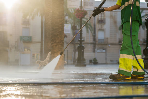 Best Commercial Building Pressure Washing  in Hurstbourne, KY